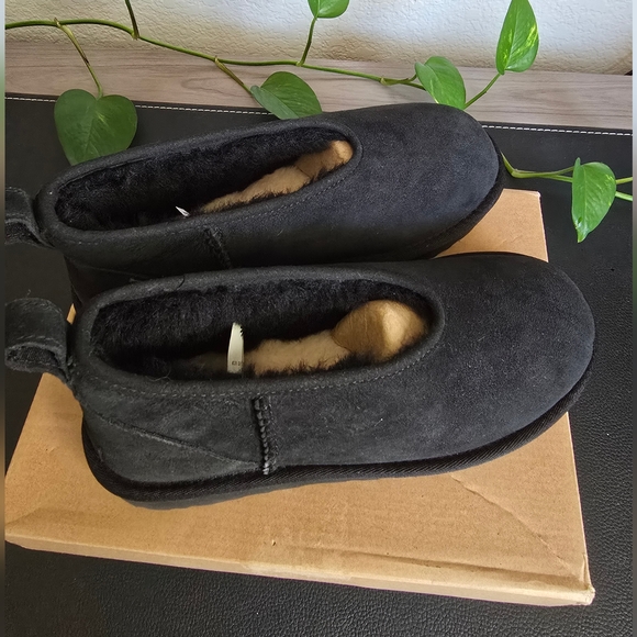 UGG Micro Mini Boot - Picture 3 of 7